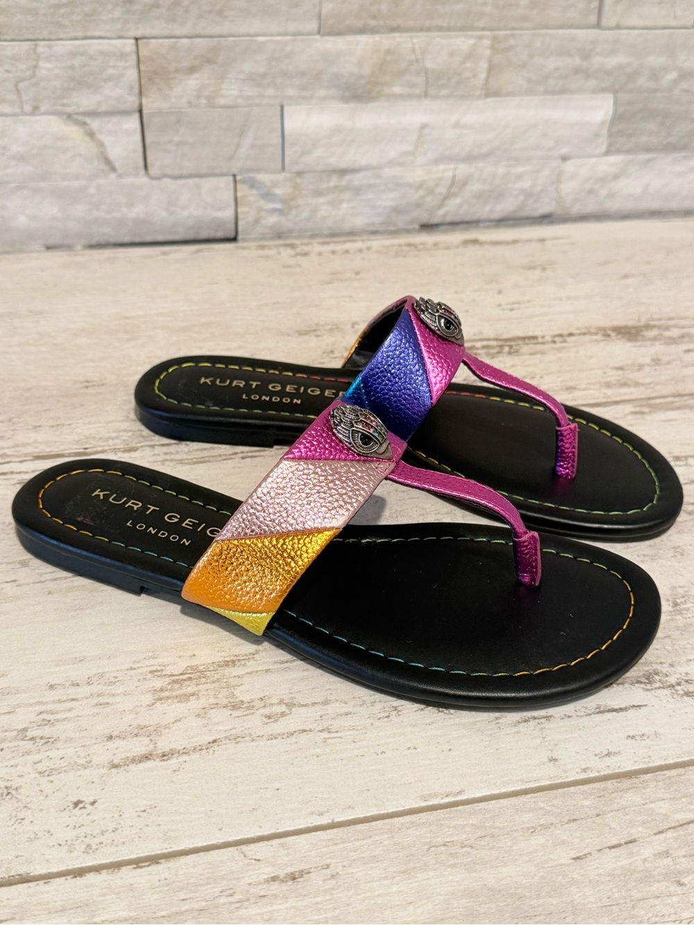 Kurt Geiger Kensington T-Bar Metallic Leather Slip On Sandals Sz 36 EU 6 US NEW
